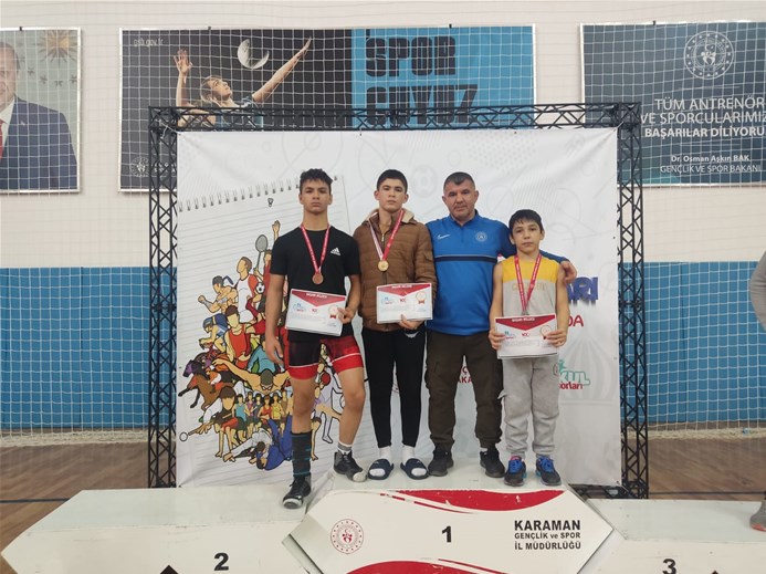 Afyonkarahisarlı Güreşçiler Türkiye Şampiyonasına katılıyor