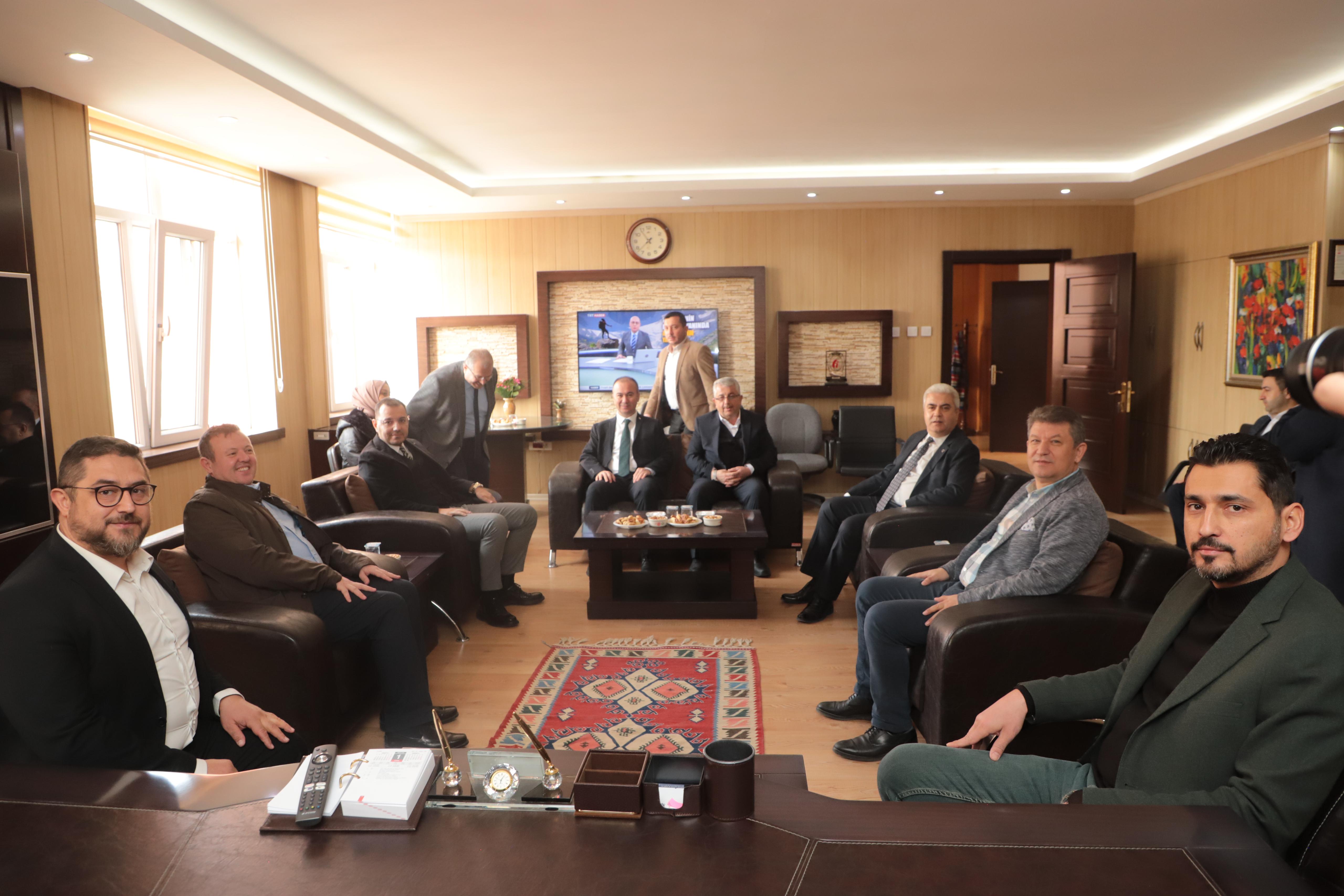 Uluçay, “AK Parti sosyal belediyecilik ve gönül belediyeciliğinde çığır aştı”
