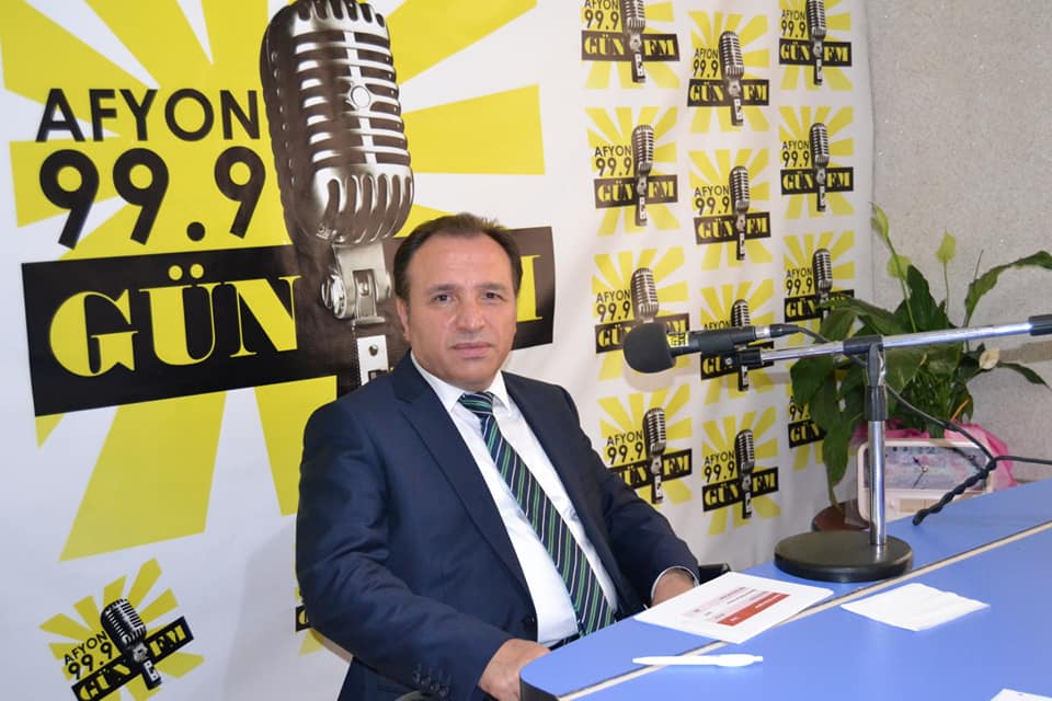 AKÜ Rektörü Karakaş'dan Gün FM'e kutlama mesajı