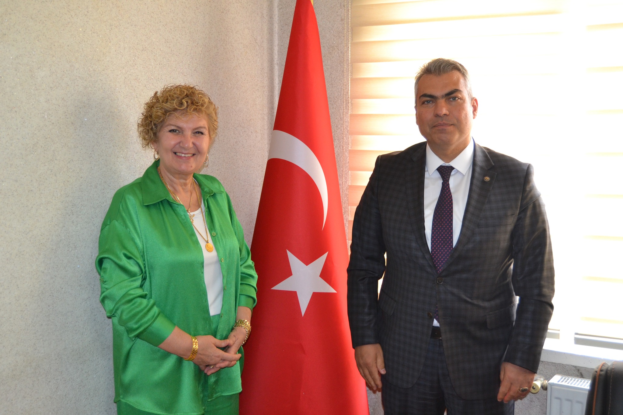 Ülgen’den Gün FM’e ziyaret