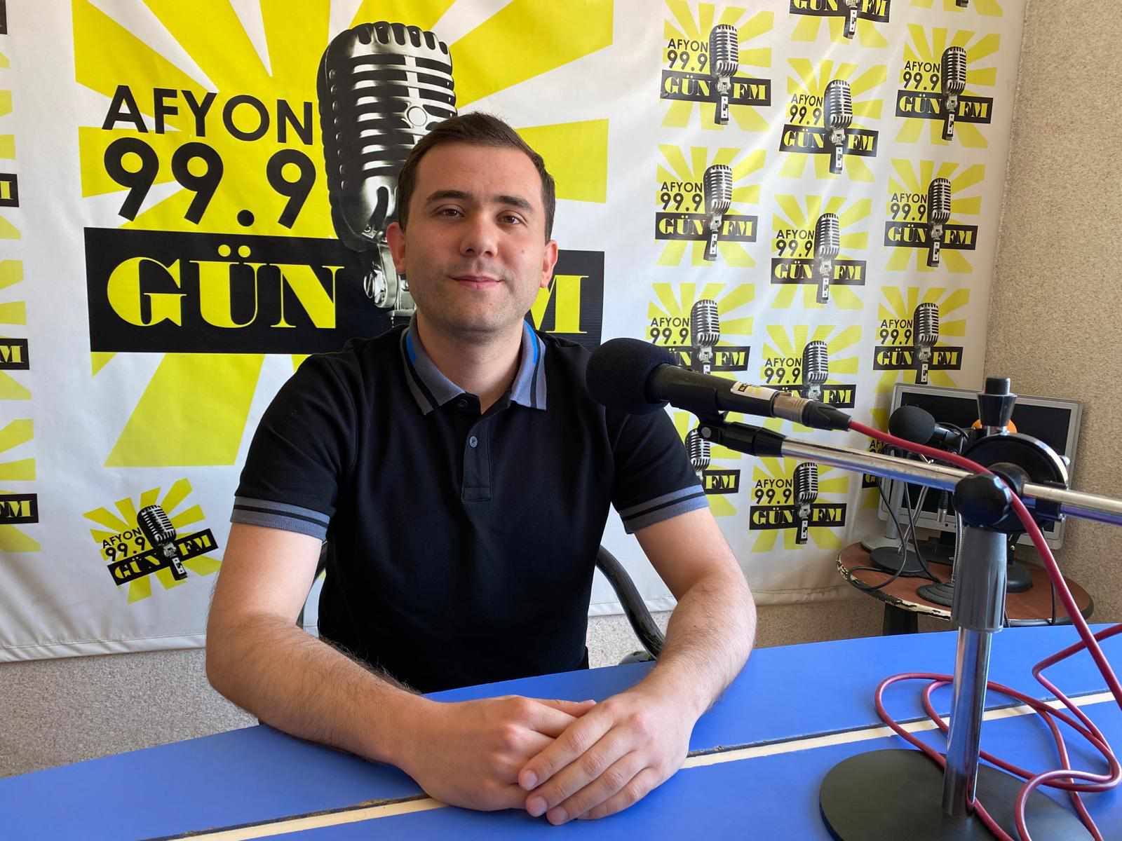 Ceylan, Yüksek Lisans Teziyle İlgili Bilgilendirdi 