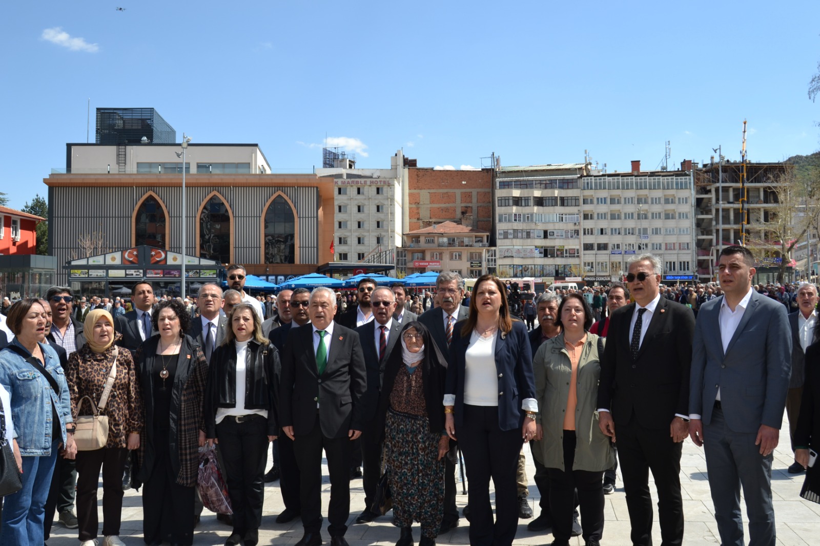 Başkan Köksal Vatandaşlara Fide Dağıttı