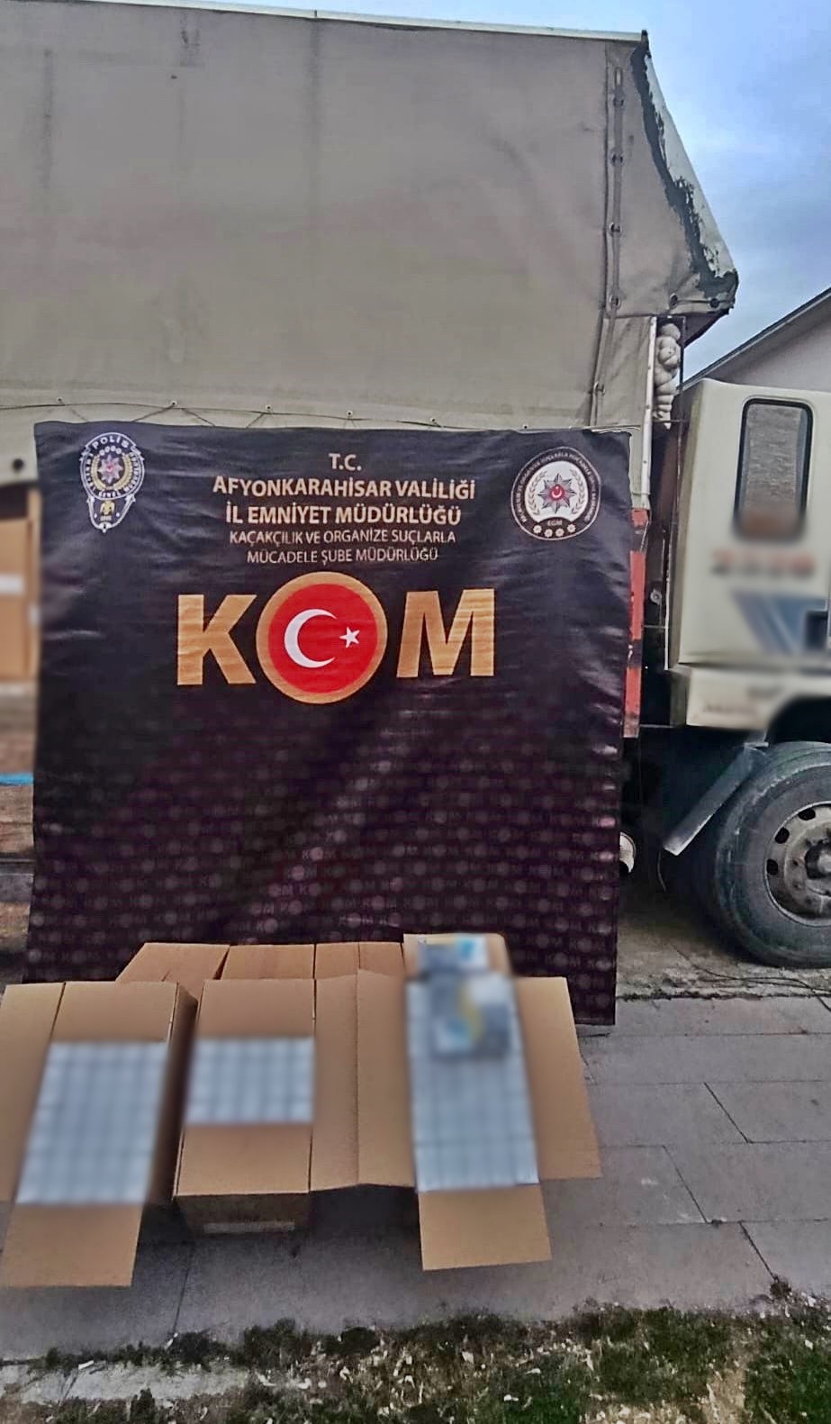 4.100.000  Adet  Sahte Bandrollü Boş Makaron  Ele Geçirildi