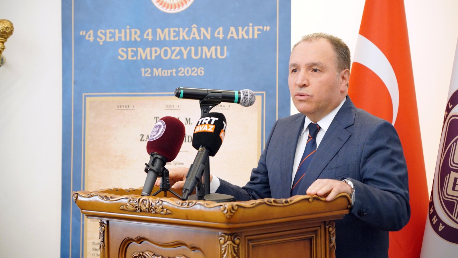 Karakaş, “4 Şehir 4 Mekân 4 Akif” Sempozyumunun Açılışına Katıldı