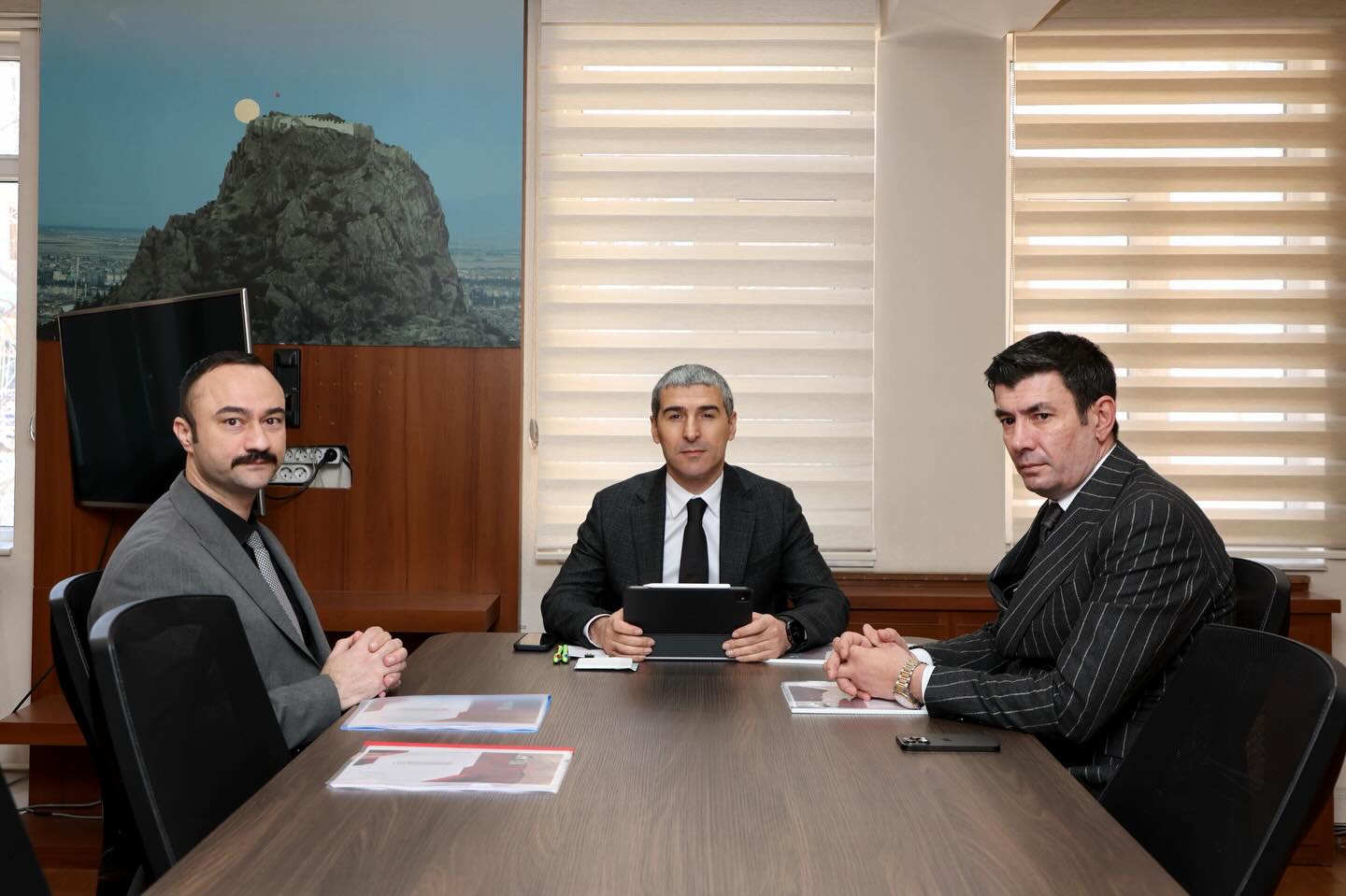 Vali Aktaş Göç İdaresini Ziyaret Etti