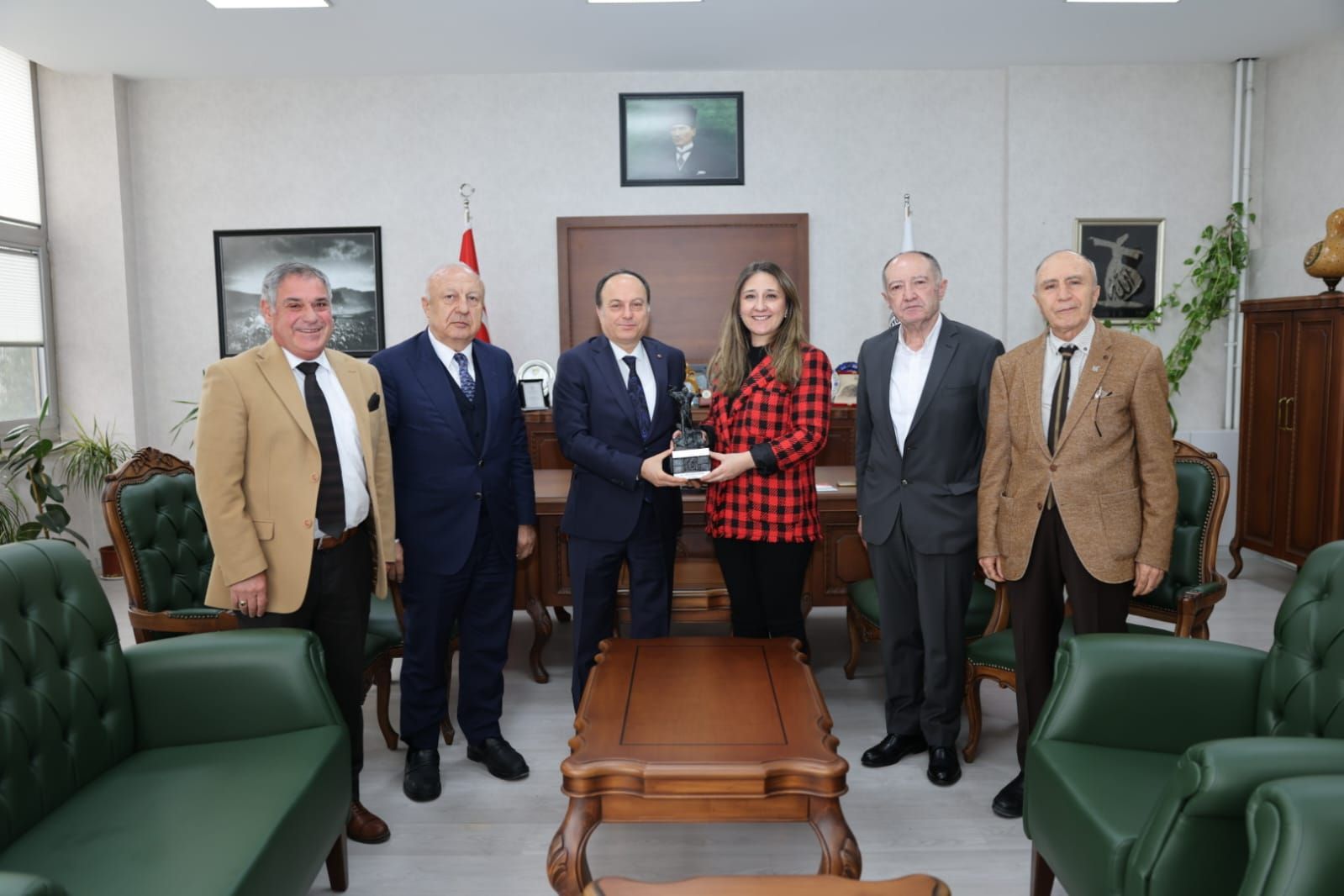 BARO ZİYARETİNDE EĞİTİME ANLAMLI İŞ BİRLİĞİ MESAJI