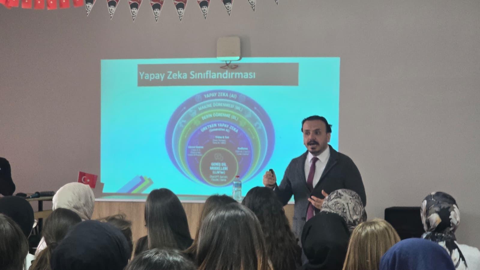 Zübeyde Hanım Kız MTAL'de Bilim Söyleşisi