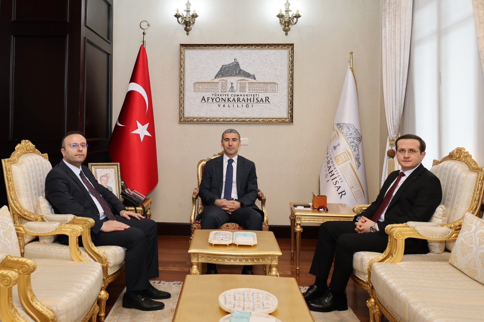 Vali Aktaş'a Ziyaretler Sürüyor