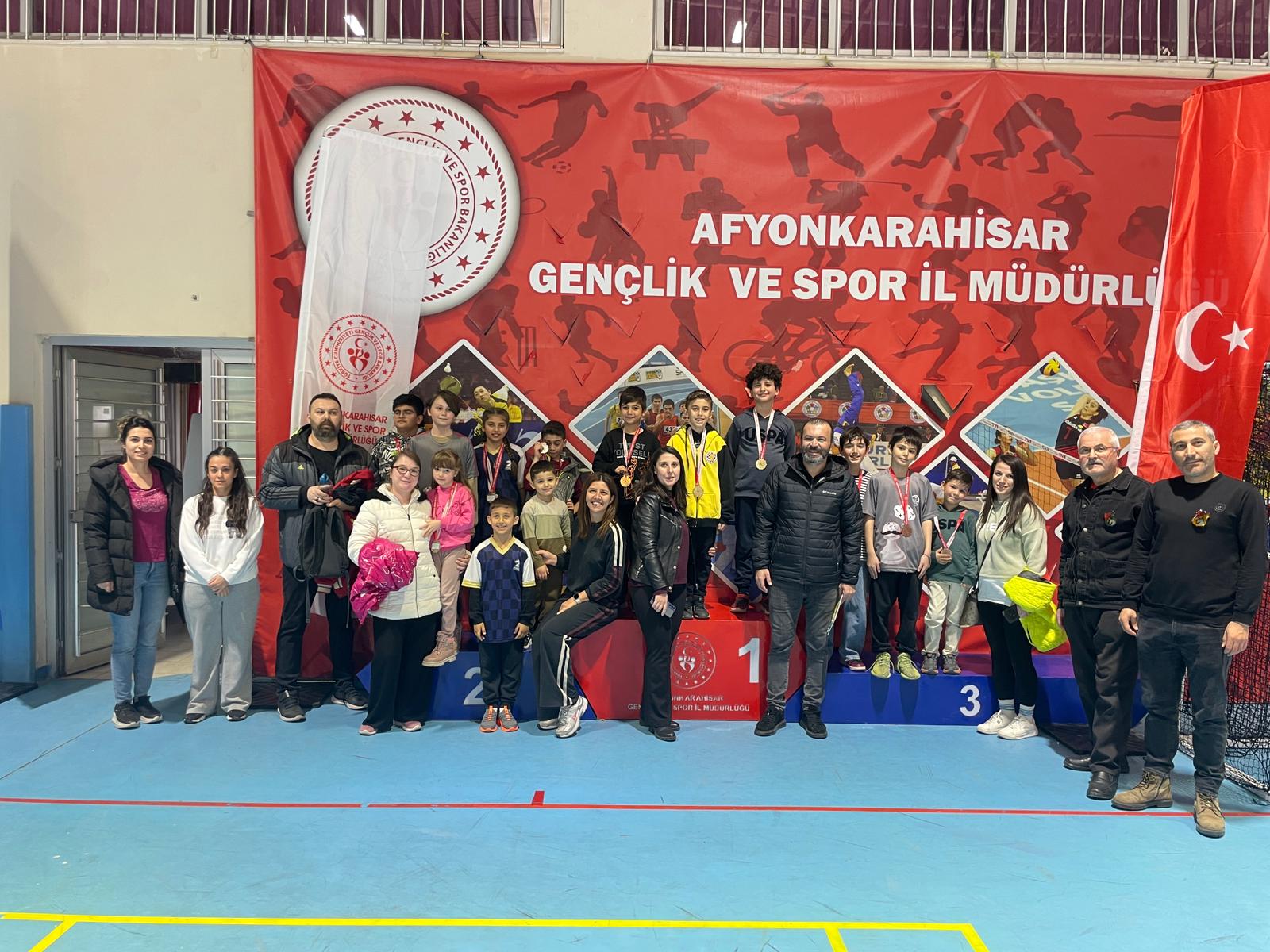AFYON’DA 18 MART ÇANAKKALE ZAFERİ ADINA DÜZENLENEN SATRANÇ TURNUVASI SONA ERDİ