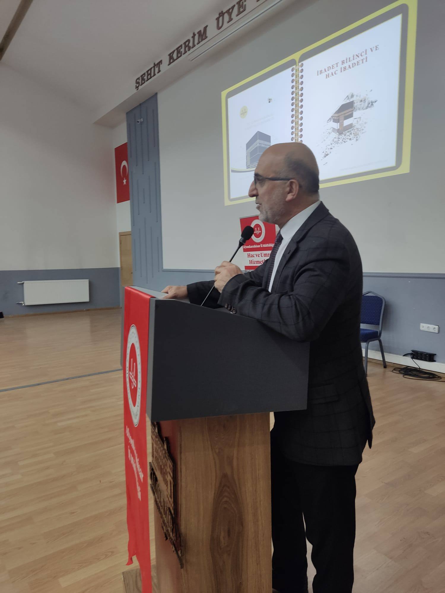 Hacı Adaylarına Yönelik Seminer