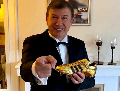 Tanju Çolak 5 Mayıs’ta Afyon’da Atatürk İlkokulu’nda