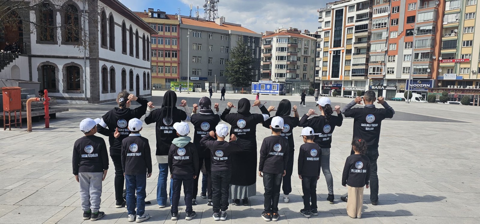 Kışlacık İlkokulu Öğrencilerinden Sağlık Yaşam Etkinliği