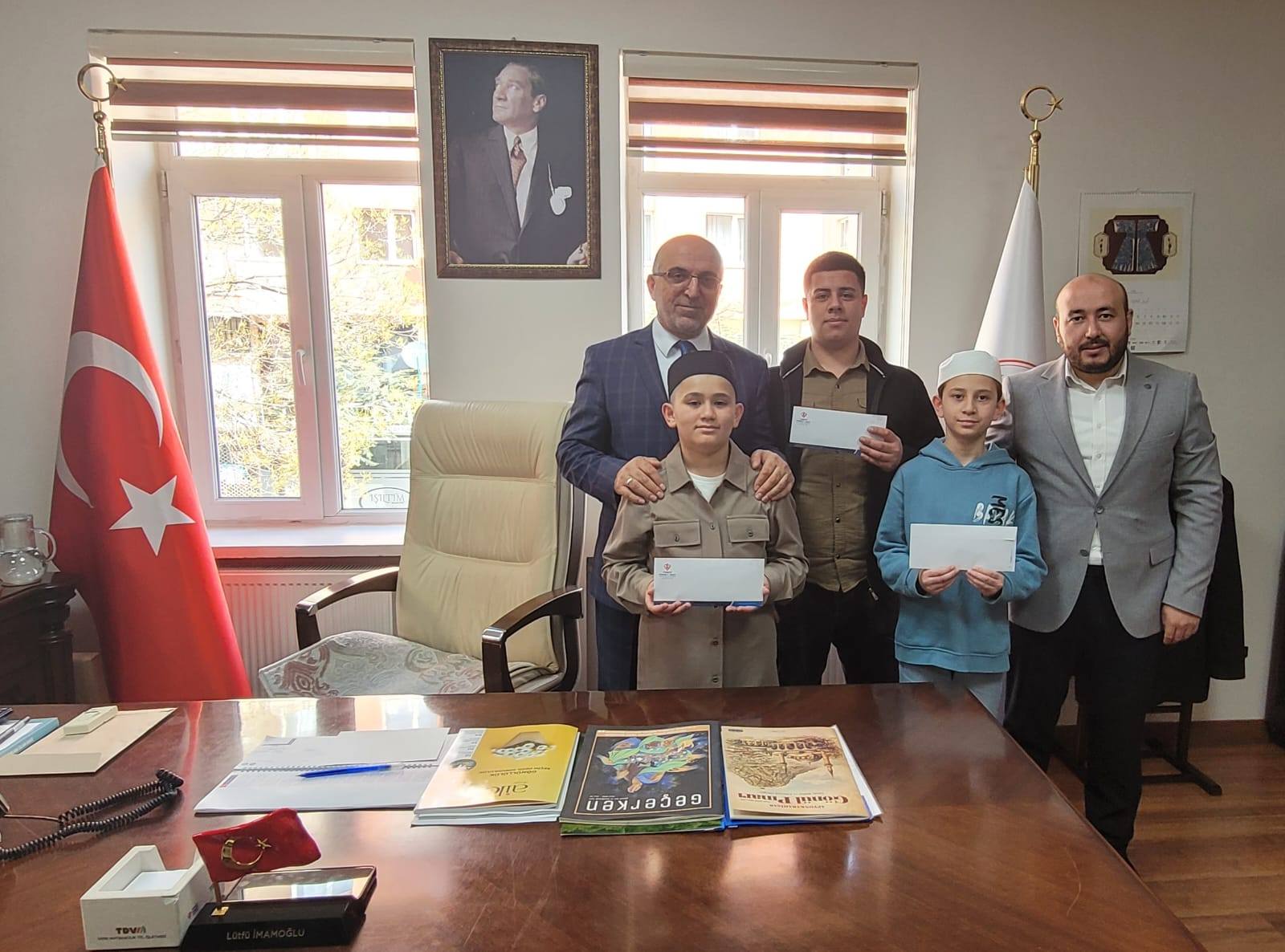 KUR’AN KURSU ÖĞRENCİLERİNDEN BÜYÜK BAŞARI