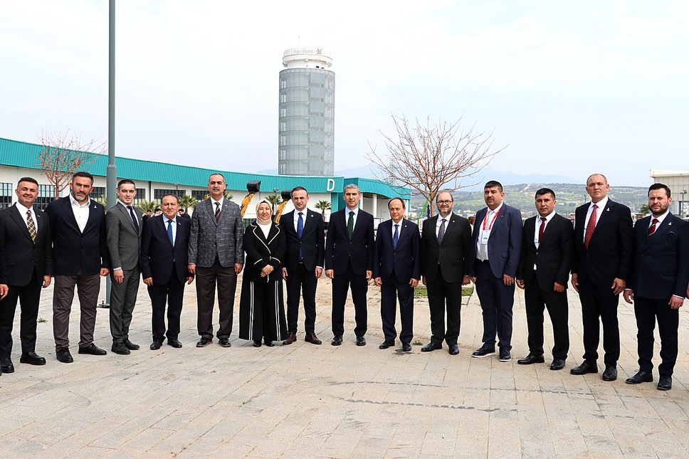 VALİ AKTAŞ İZMİR MERMER FUARINA KATILDI