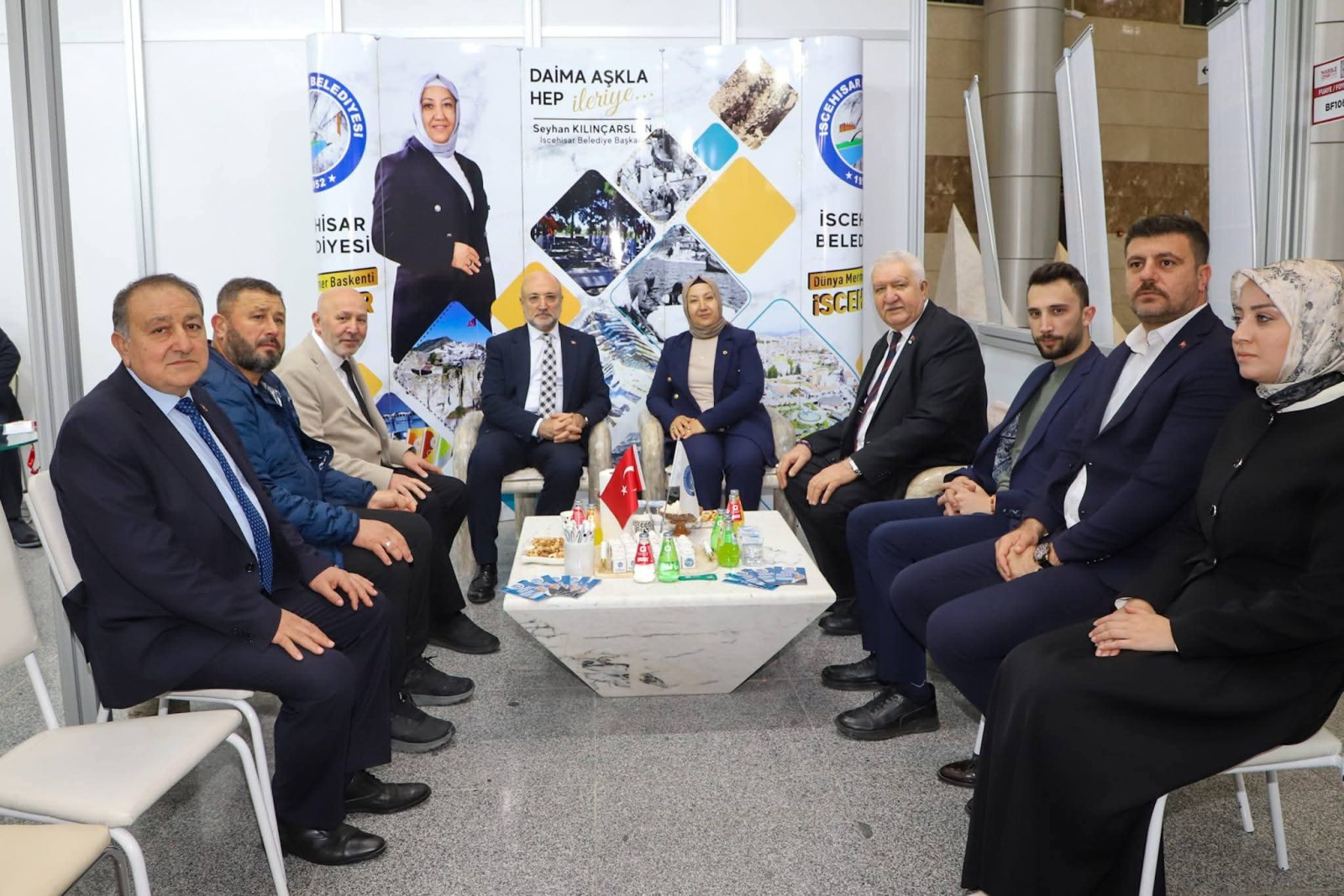 Ak Parti Heyetinden Fuar Ziyareti