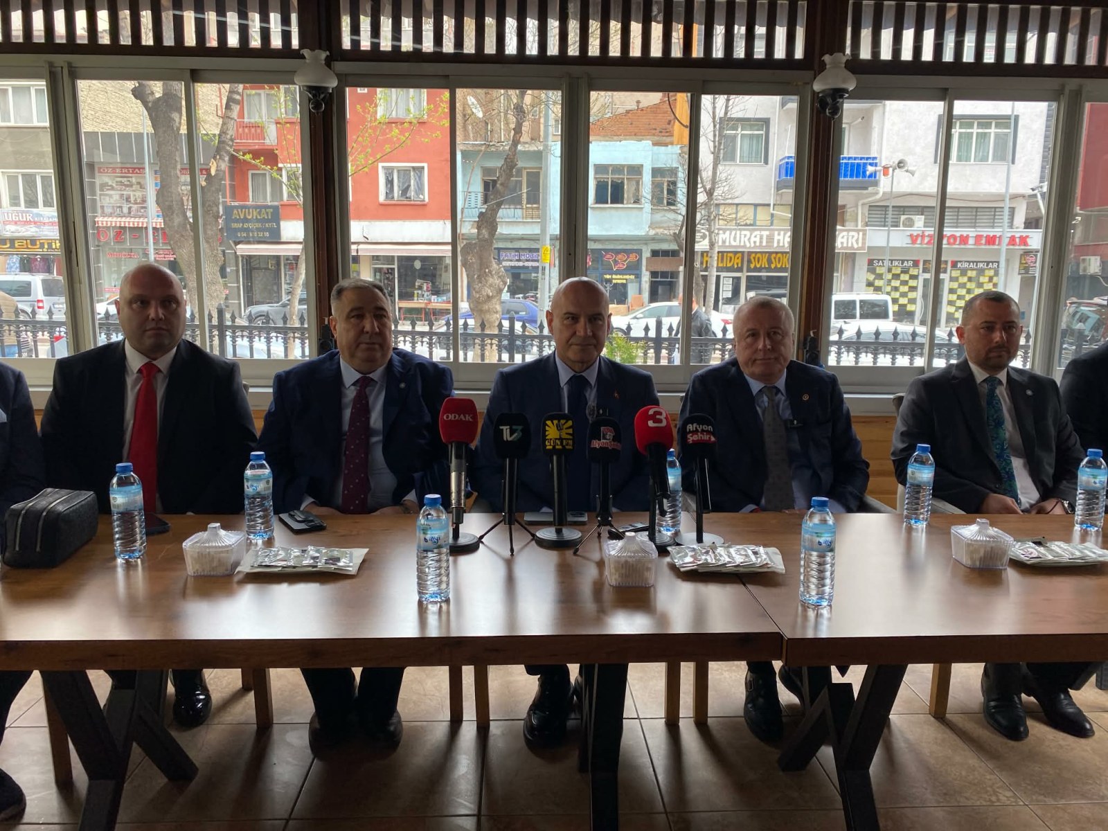 Çömez ve Olgun Afyonkarahisar’da Emeklilerle Buluştu