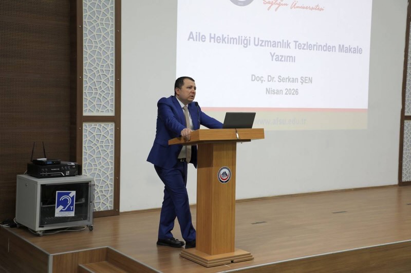 AFSÜ’lü Aile Hekimleri Makale Yazımı Eğitimine Katıldı