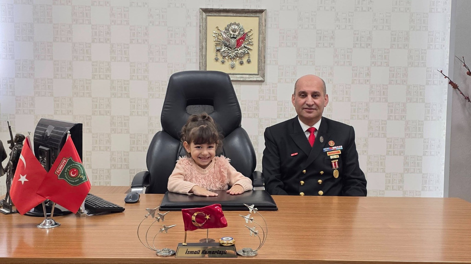 Şehit Kızı Alya, 23 Nisan’da Başkanlık Koltuğuna Oturdu