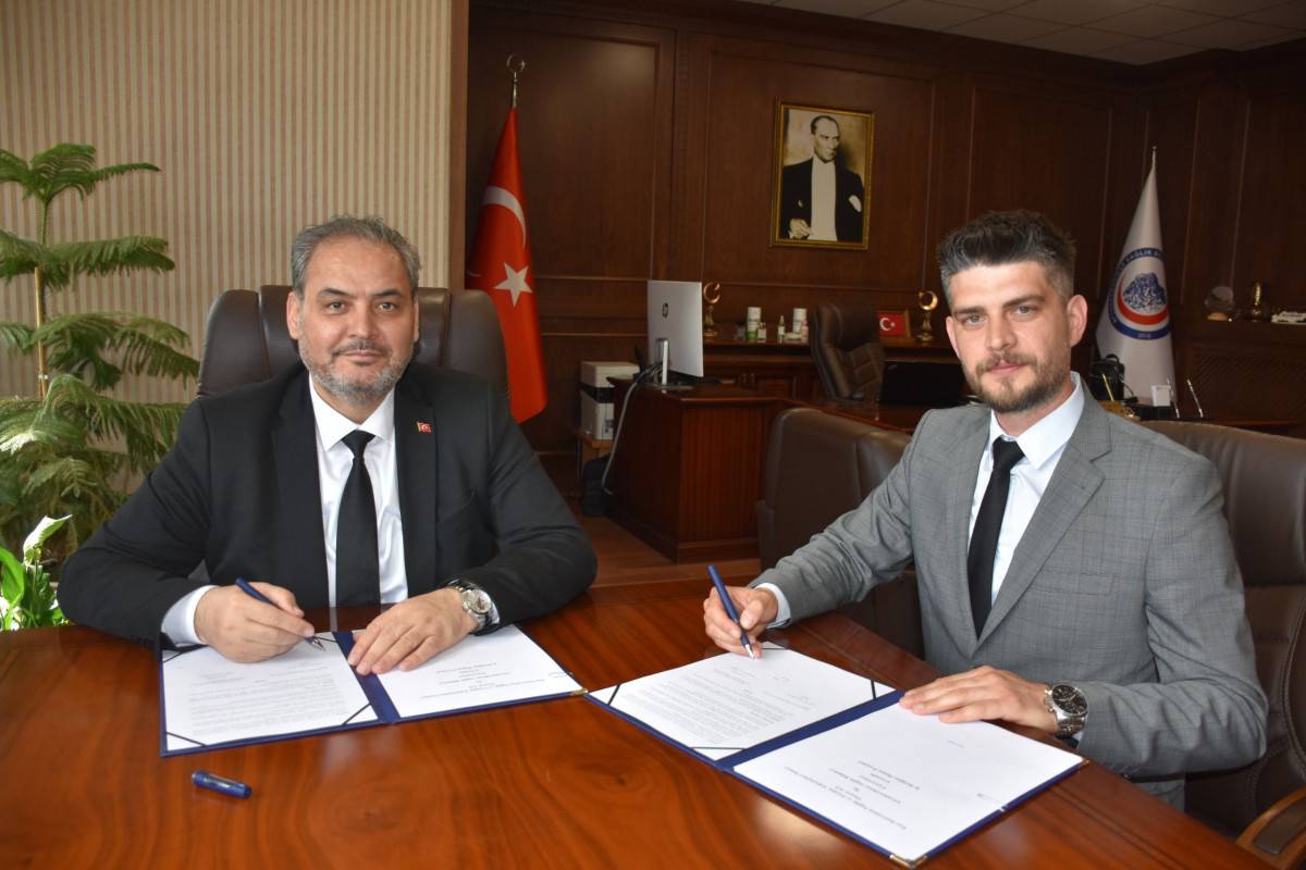 AFSÜ'de İş Birliği Protokolü İmzalandı