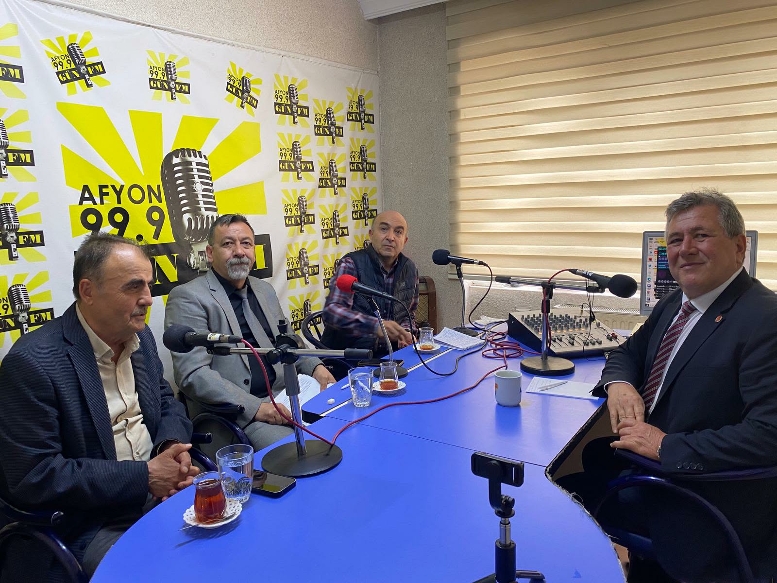 Sendikacılar, Gün FM’de Buluştu