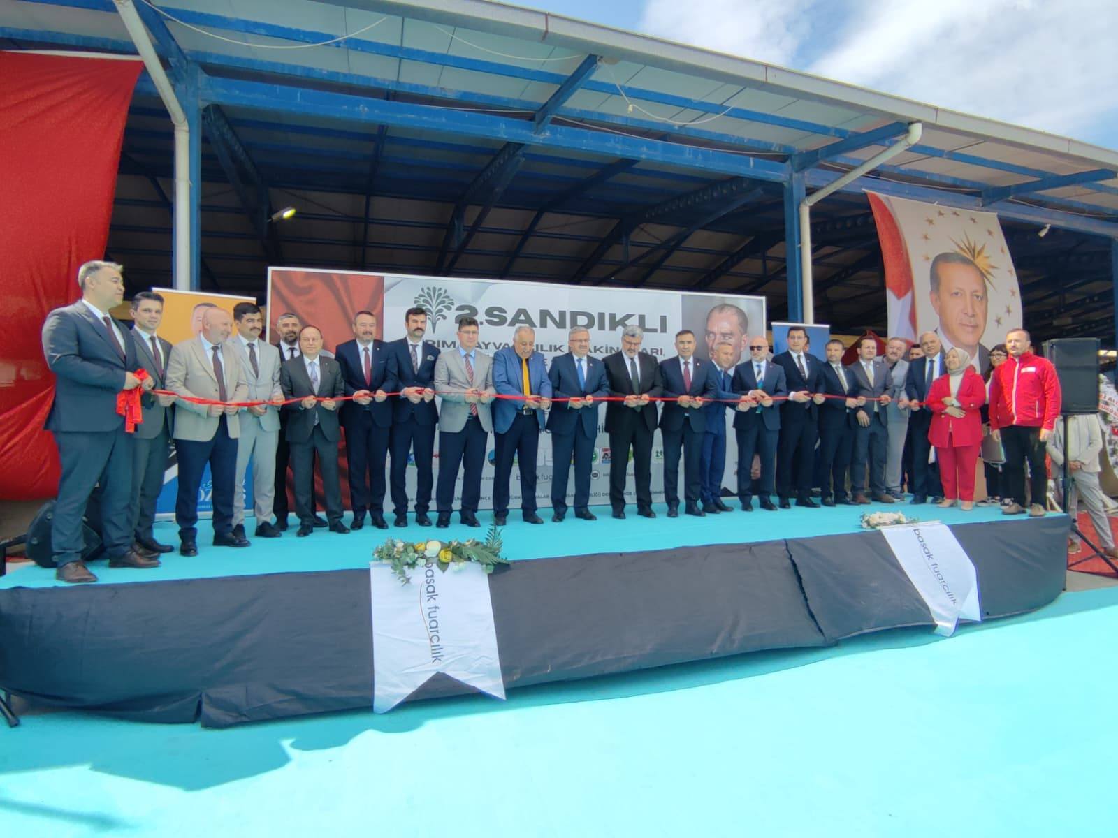 2.Sandıklı Tarım ve Hayvancılık Fuarı Kapılarını Açtı