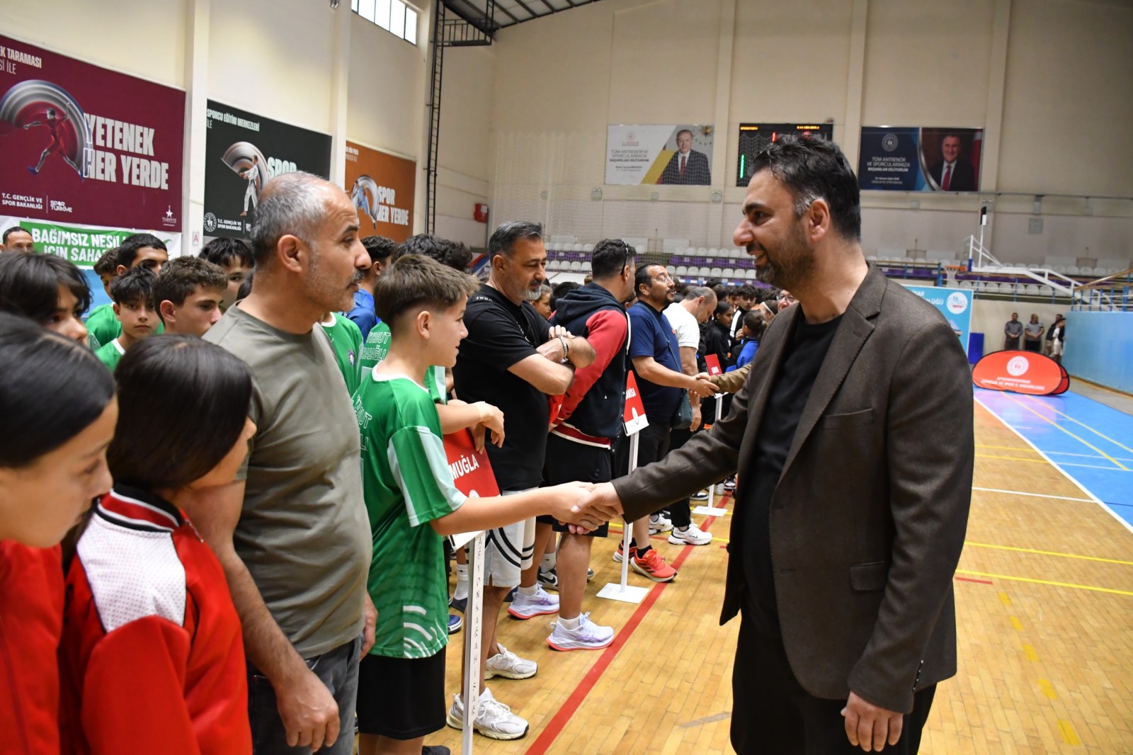 Futsal Yıldızlar Yarı Final Heyecanı Başladı
