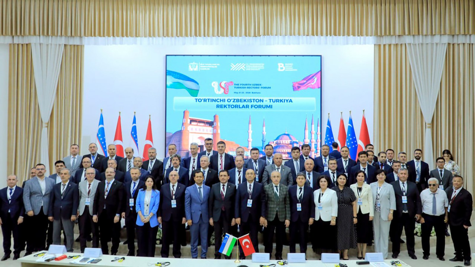 AKÜ’DEN ÖZBEKİSTAN’DA AKADEMİK İŞ BİRLİĞİ ADIMI