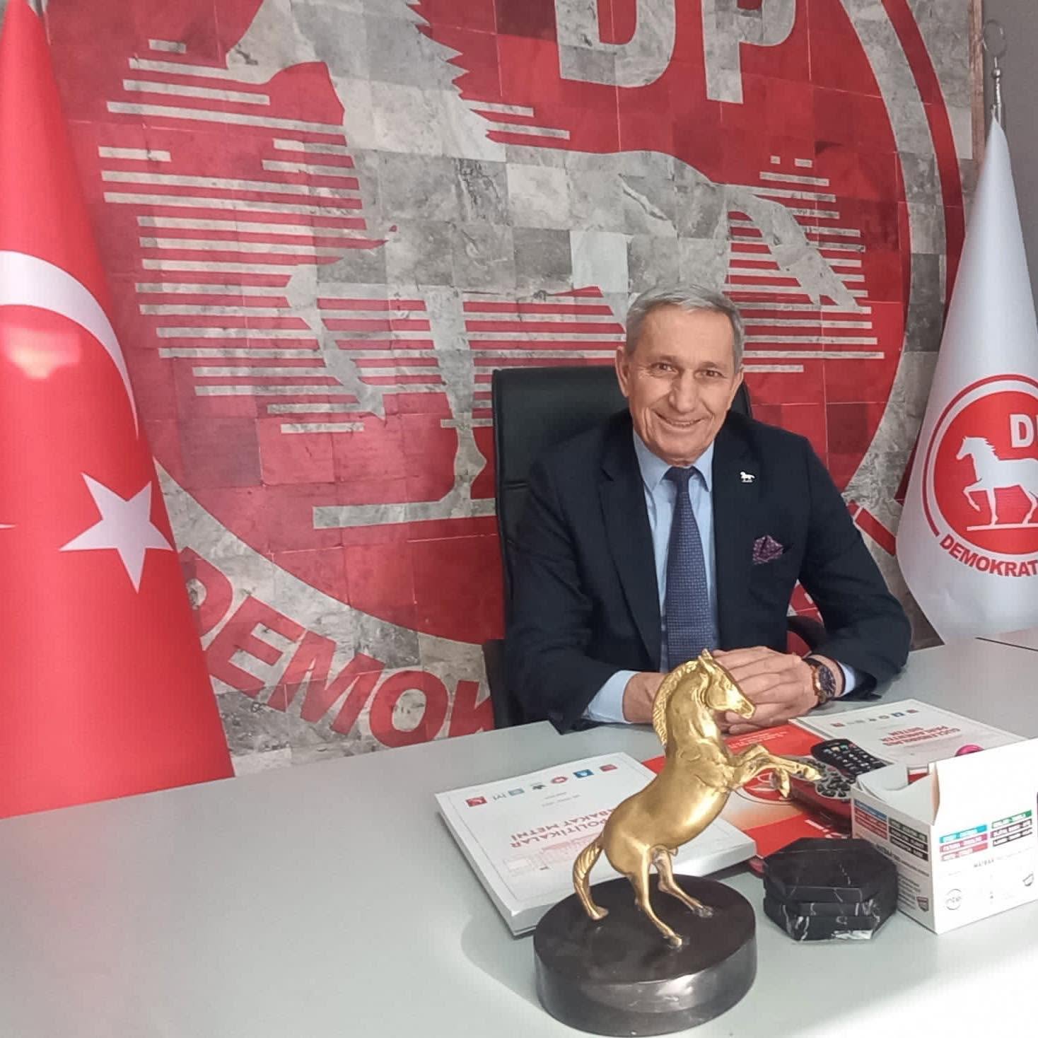 AFYONKARAHİSAR’IN İHTİYACI BÜYÜKŞEHİR DEĞİL, BÜYÜK HİZMETTİR