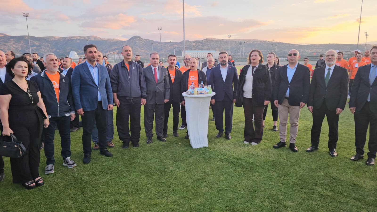 20. ATSO SPOR OYUNLARI “20 YILDIR AYNI RUHLA” SLOGANIYLA BAŞLADI