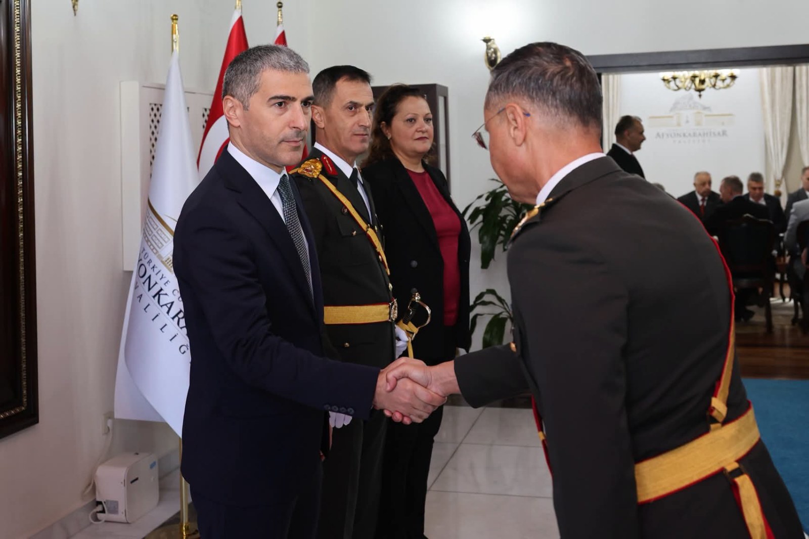 Vali Aktaş Tebrikleri Kabul Etti