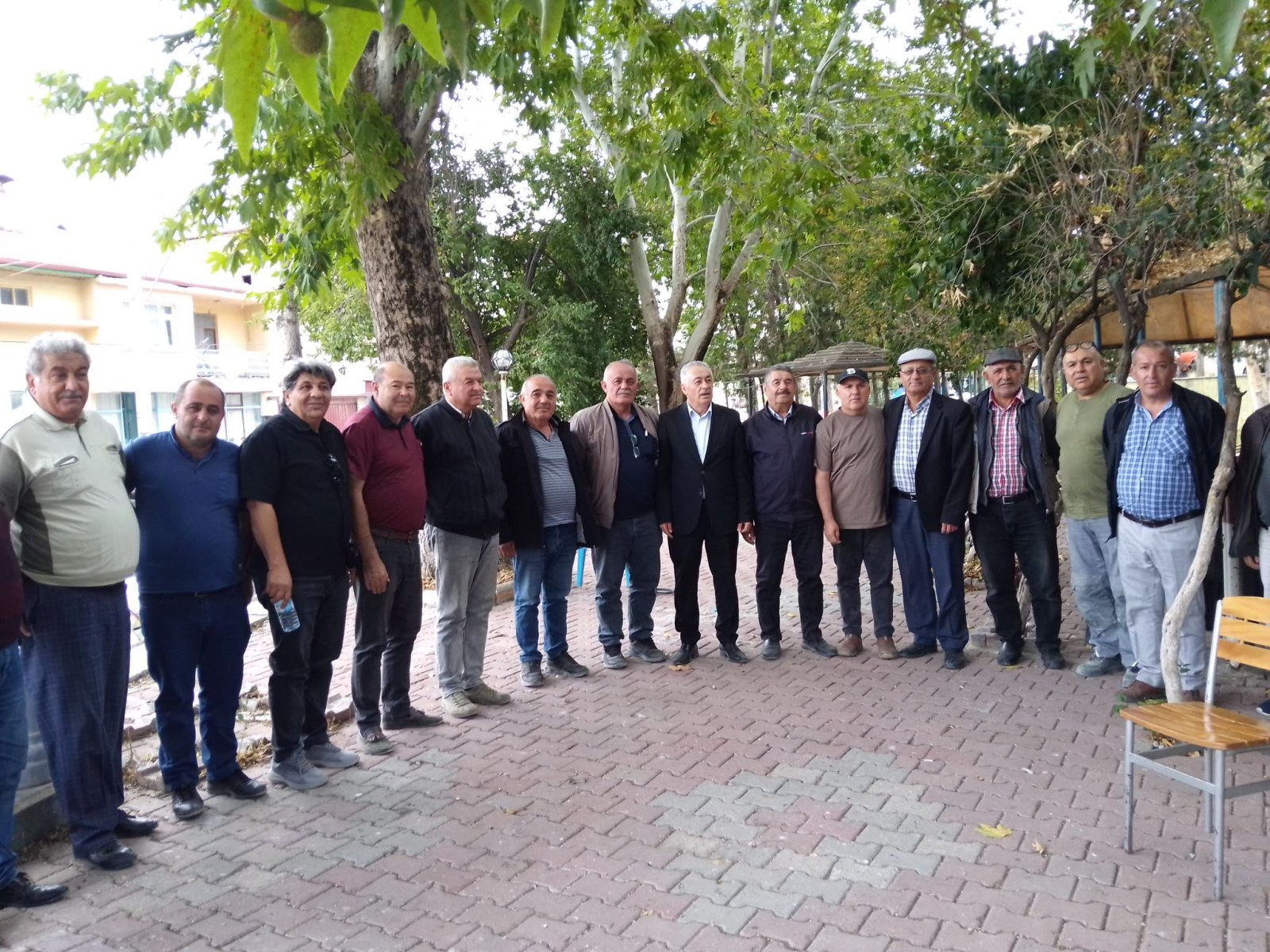 Örgütümüz Güçleniyor, Biz İktidara Hazırlanıyoruz”
