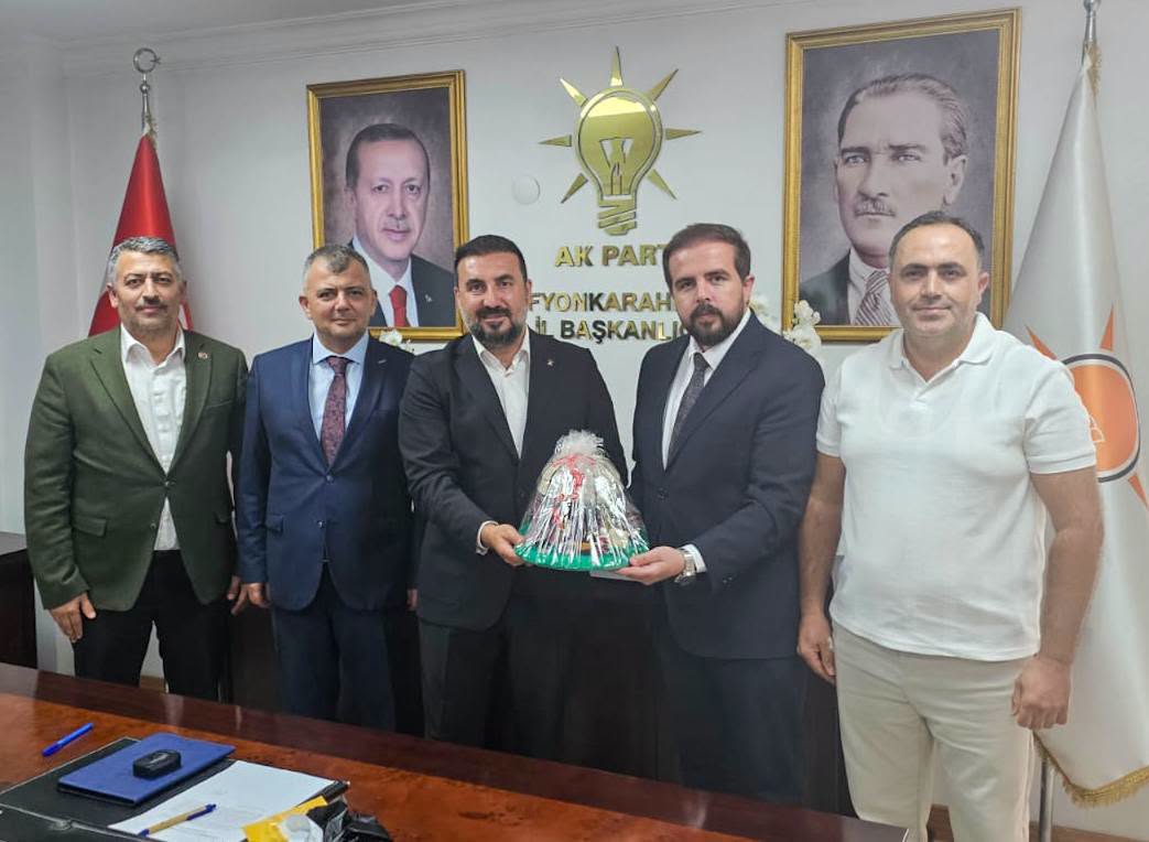 Emirdağ Teşkilatından Başkan Kavak'a Ziyaret