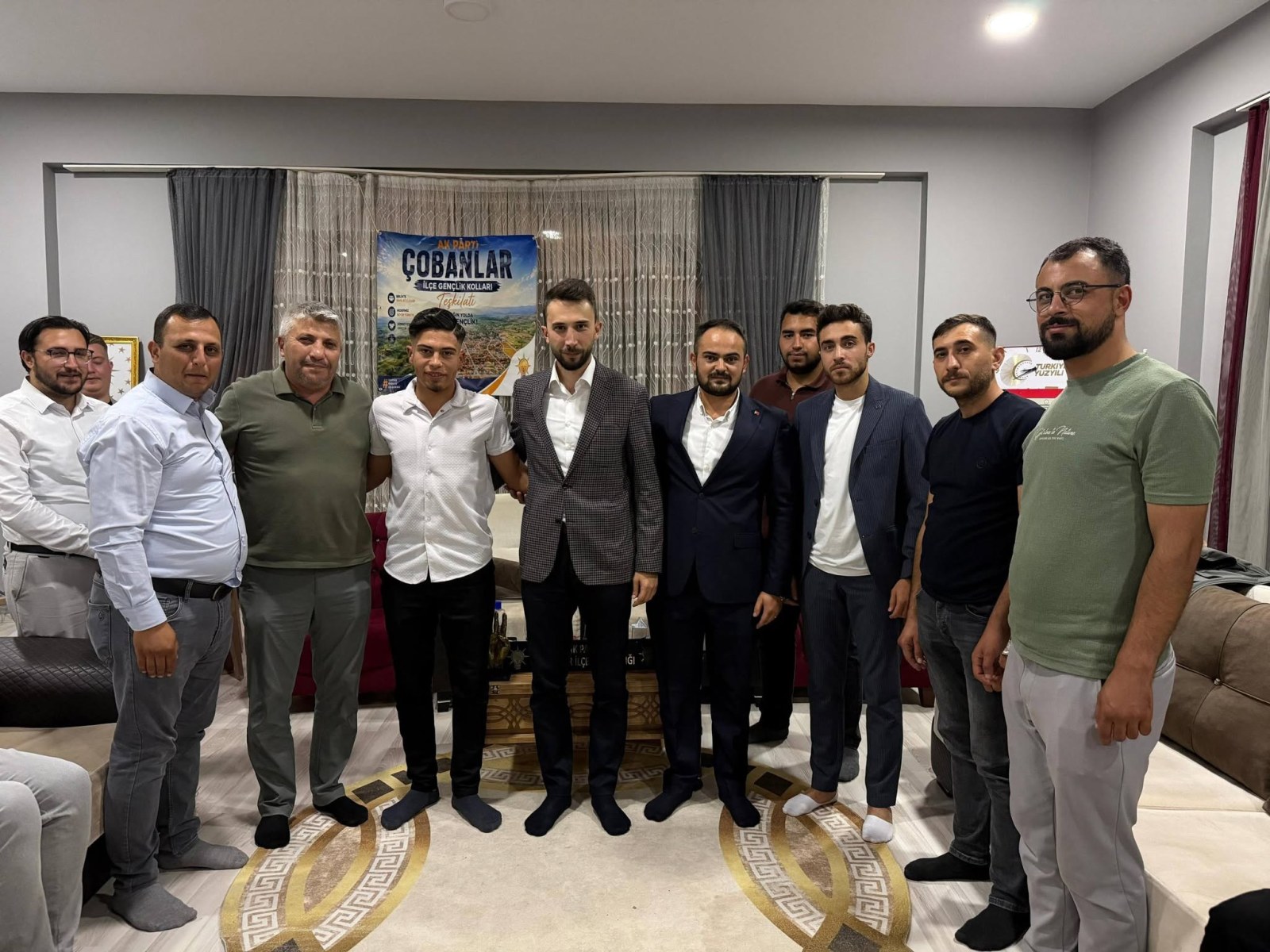 “GENÇLER VARSA UMUT VAR, GELECEK VAR”