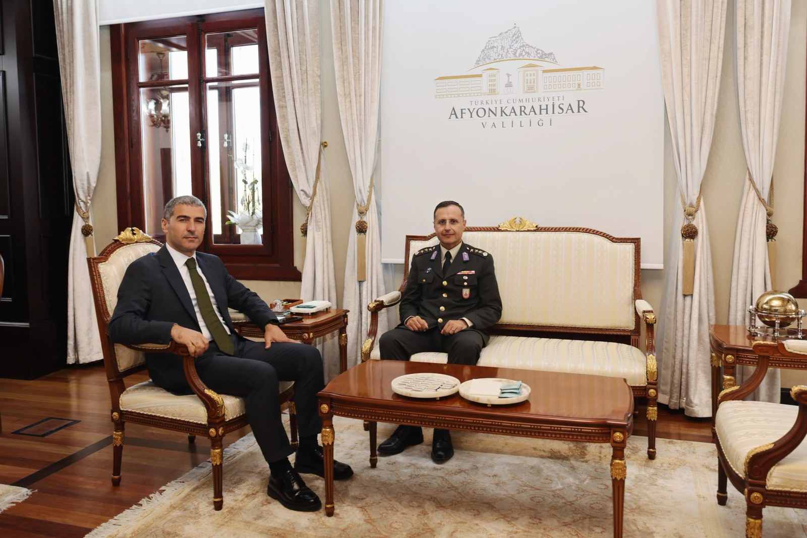 Vali Aktaş, Yeni Görevlerinde Başarılar Diledi