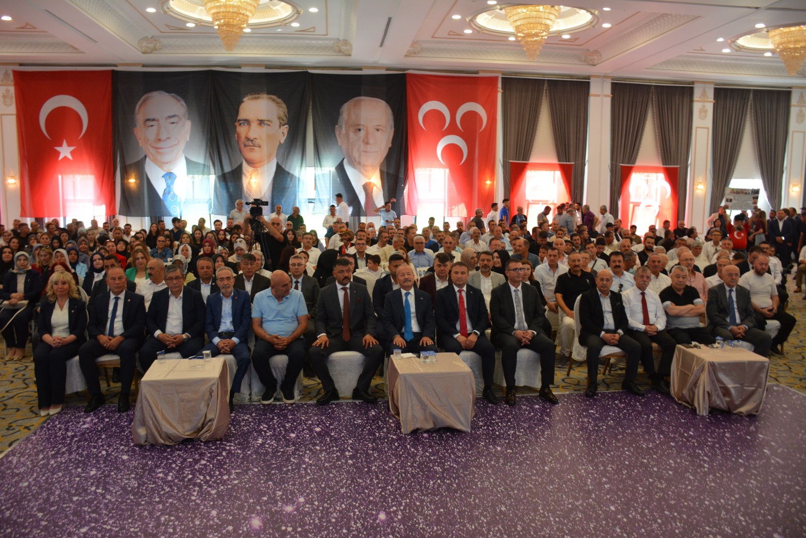 Kahveci, Güven Tazeledi