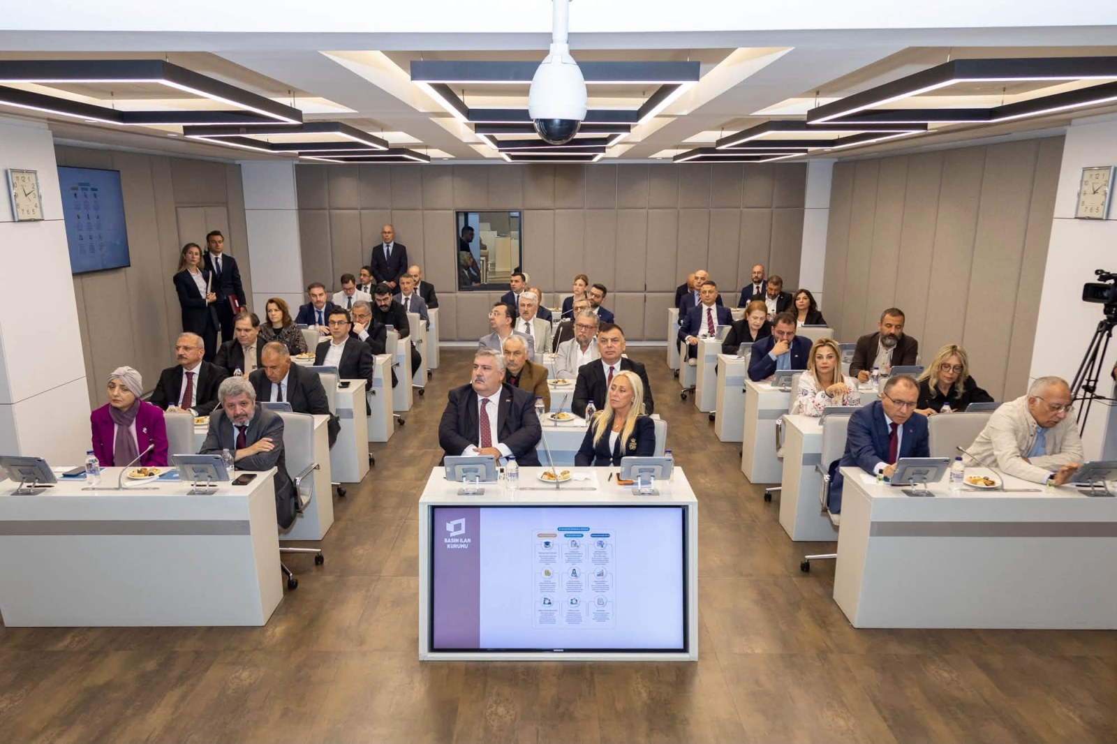 Rektör Karakaş, BİK Toplantısına Katıldı