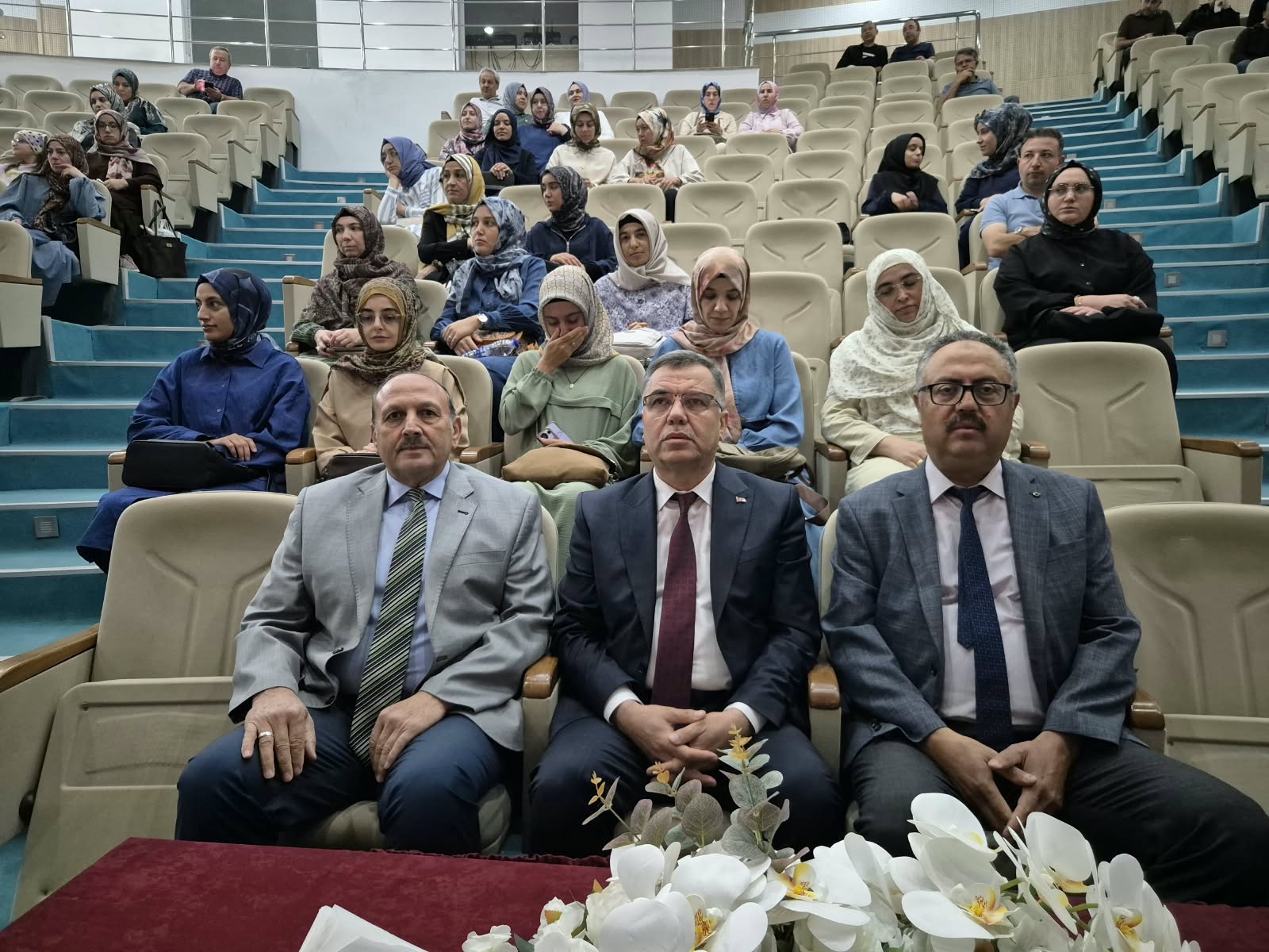 Maarifin Kalbinde Değerlerimiz, Sınıflarımızda Geleceğimiz Var