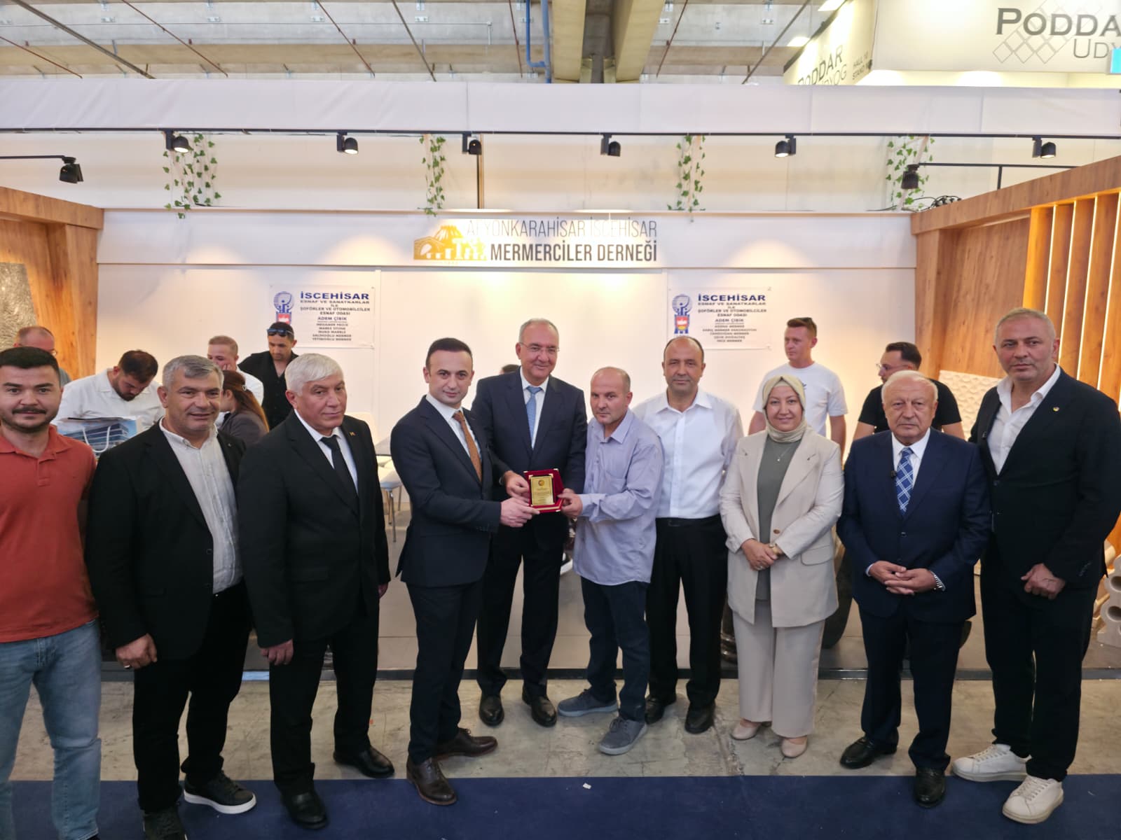 VERONA’DA DÜNYA MERMER SEKTÖRÜNE AFYONKARAHİSAR DAMGASI