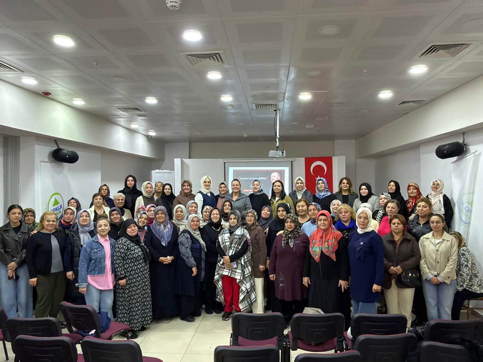 AK PARTİ'DE TEŞKİLAT EĞİTİMİ 