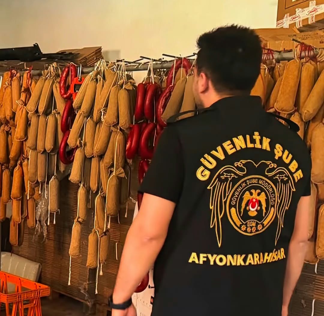 1,62 Ton Sucuk Ve Kavurmaya El Konuldu