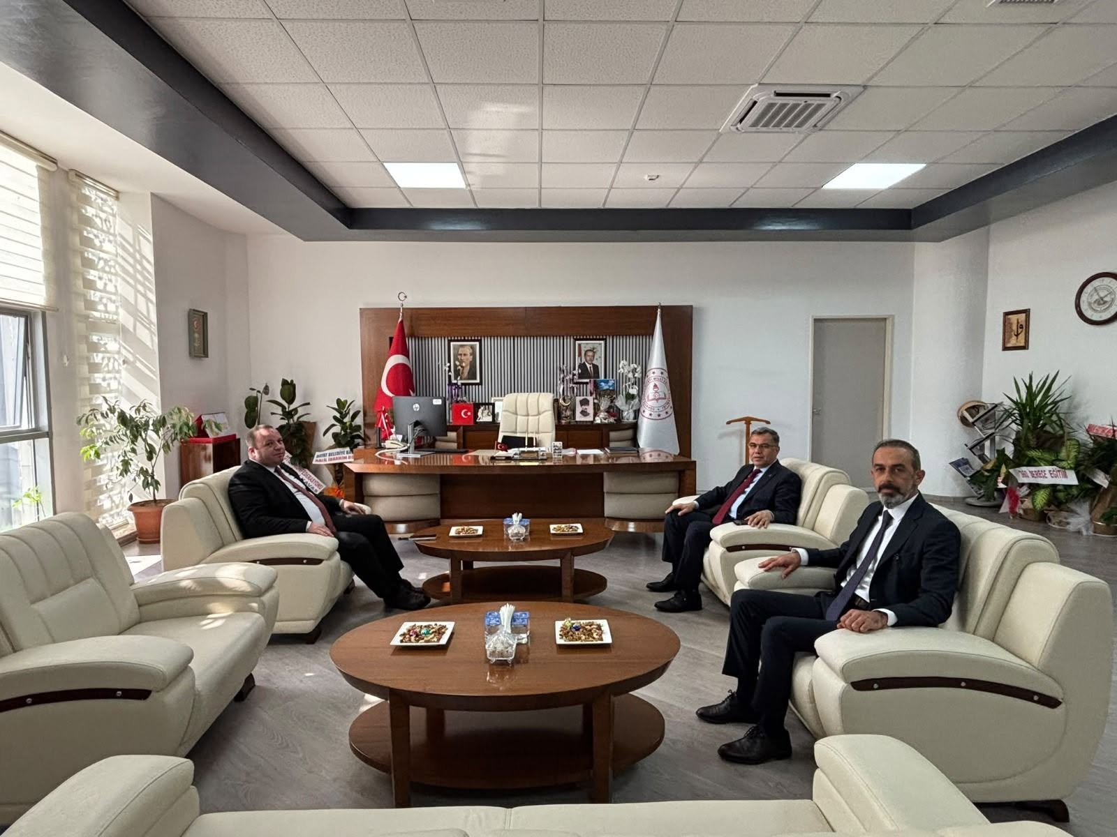 Kaymakam Eser'den Altınkaynak'a Ziyaret