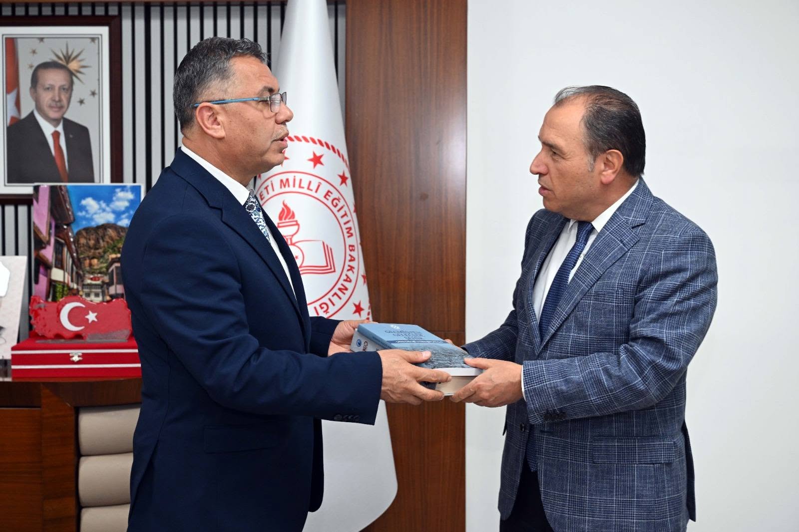Rektör Karakaş'tan 'Hayırlı Olsun' Ziyareti