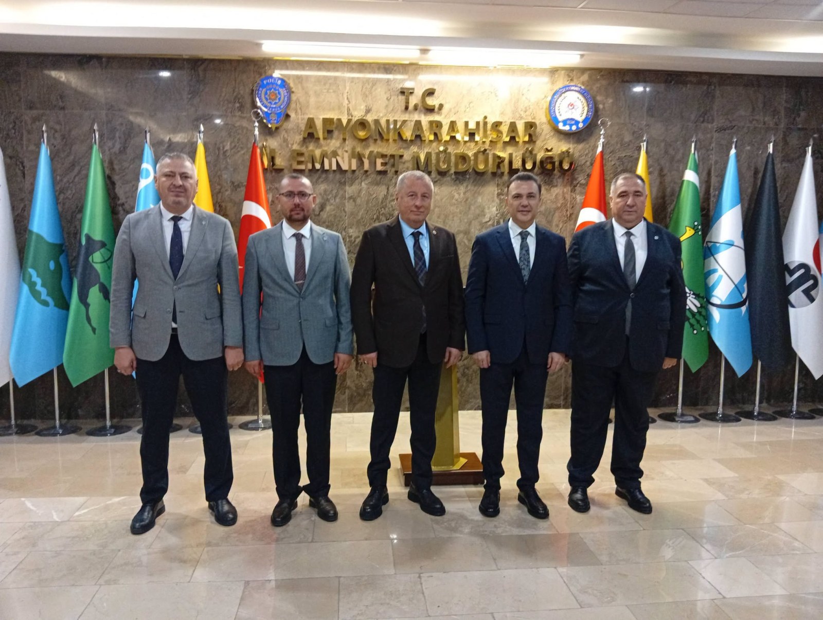 İYİ PARTİ AFYONKARAHİSAR HEYETİ YENİ EMNİYET MÜDÜRÜNÜ ZİYARET ETTİ