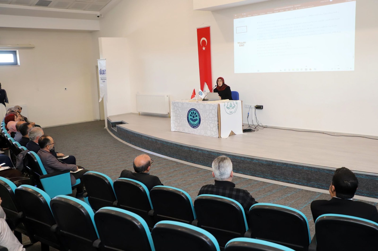 AKÜ’de “Gazze Ne İlk Ne Son” Söyleşisi Düzenlendi