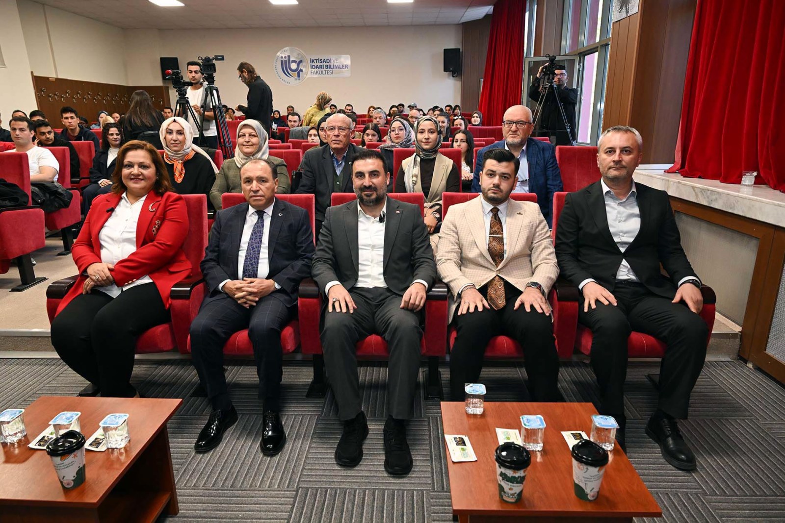 “Gençlerle Olmak Son Derece Kıymetli”