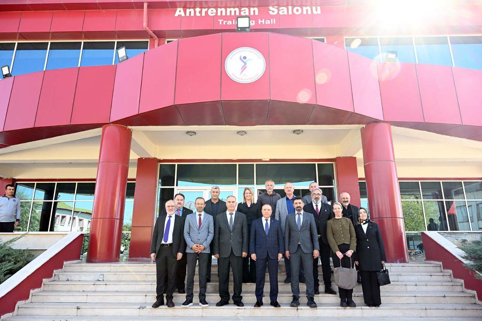 AKÜ YÖNETİM KURULU TOPLANDI