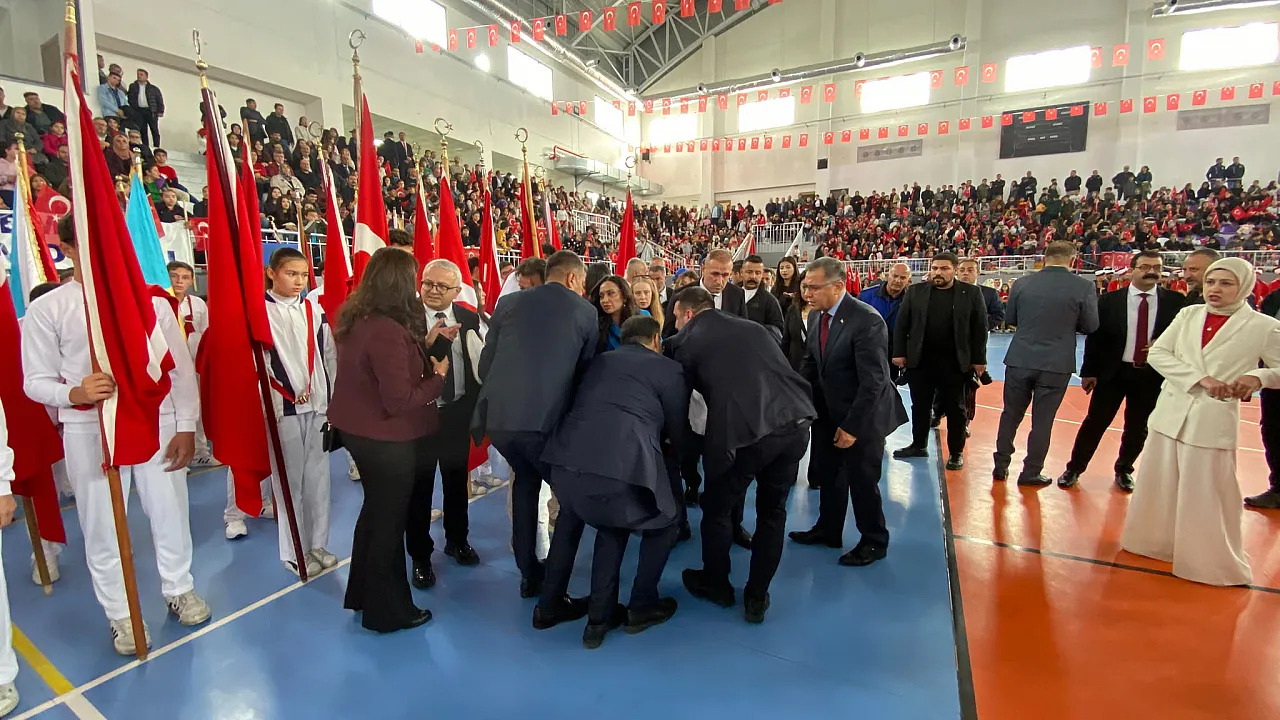 Bayılan Öğrenciye İlk Müdahaleyi Arslan ve Kavak Yaptılar