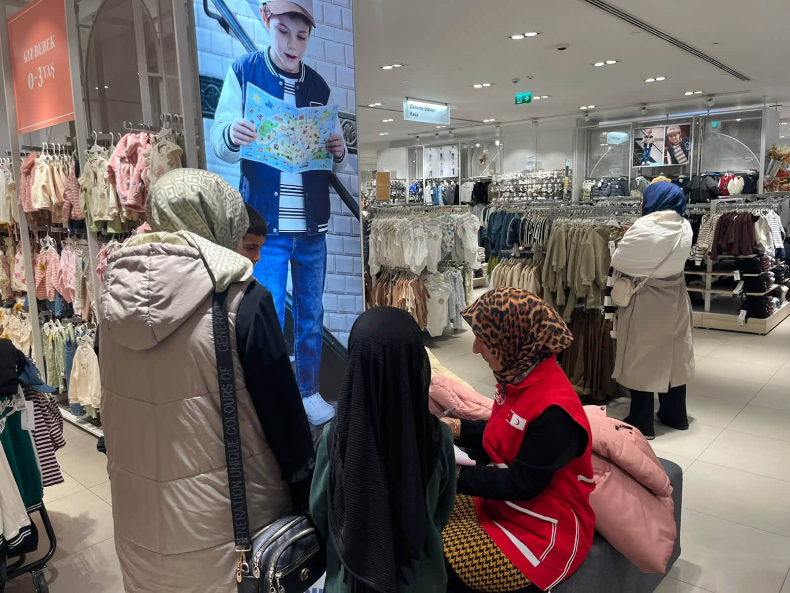 Kızılay'dan Anlamlı Destek